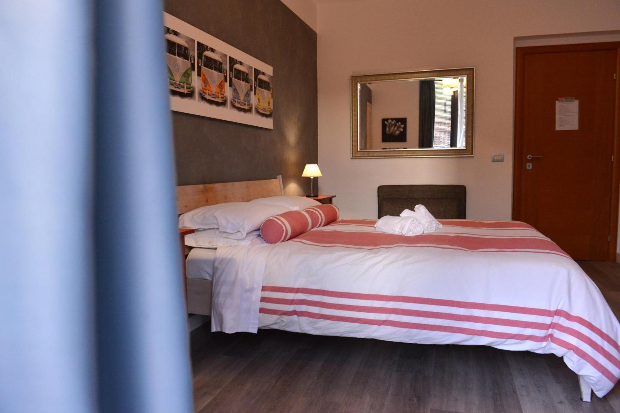 Residenza Del Turista Bed and Breakfast Catánia Buitenkant foto
